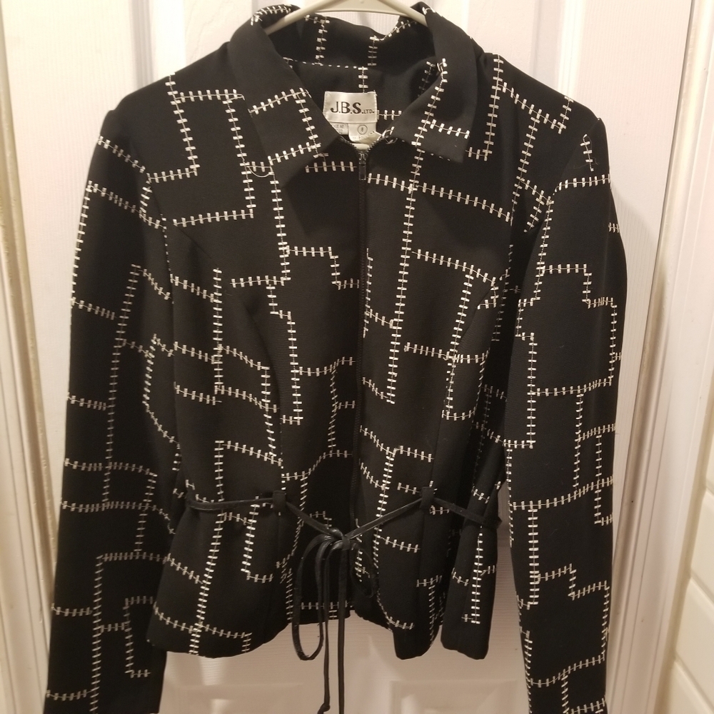 Vintage J.B.S. Ltd Women's Black and White Zip Geometric Blazer